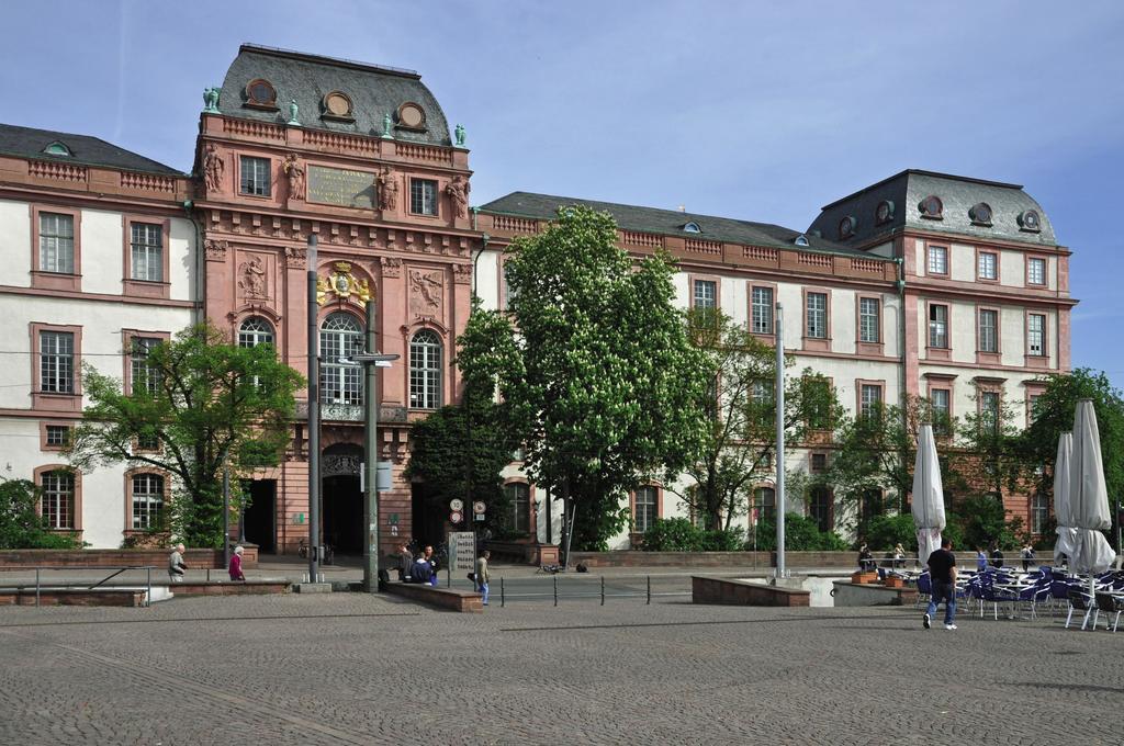 Intercityhotel Darmstadt Exterior foto